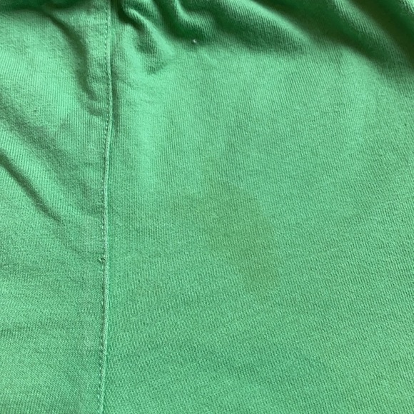Green baby boys shorts 18m - Picture 3 of 5